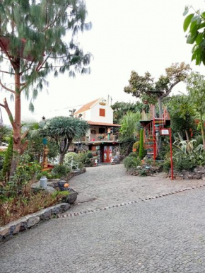 Casa Belojardim E Antiga Fábrica de Manteiga